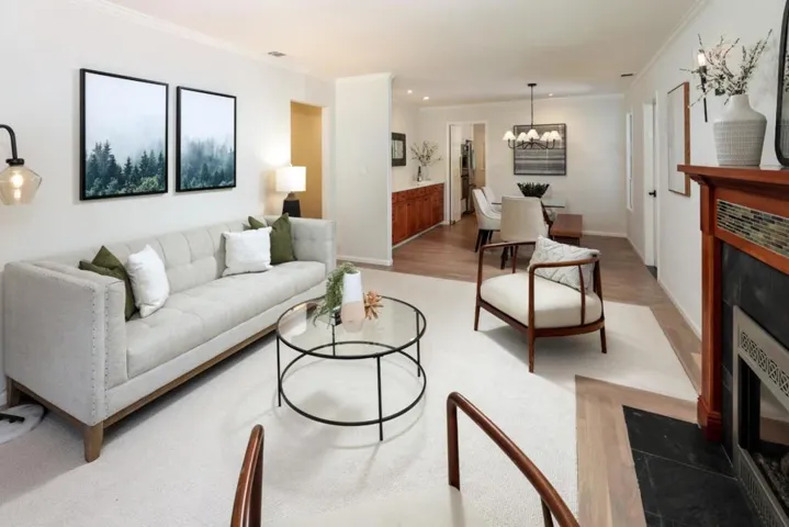 3242 South Court, Palo Alto, California 94306
