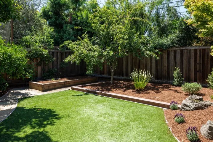 3242 South Court, Palo Alto, California 94306