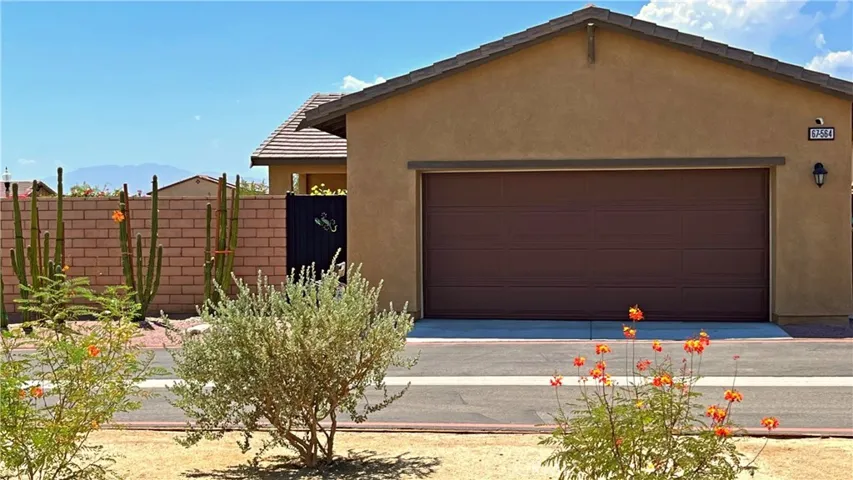 67564 Rio Naches Road, Cathedral City, California 92234