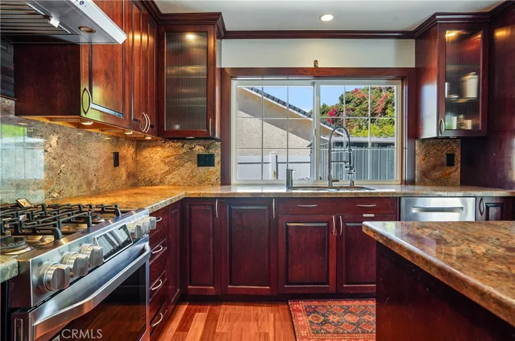 2466 Dillon Court, Thousand Oaks, California 91360