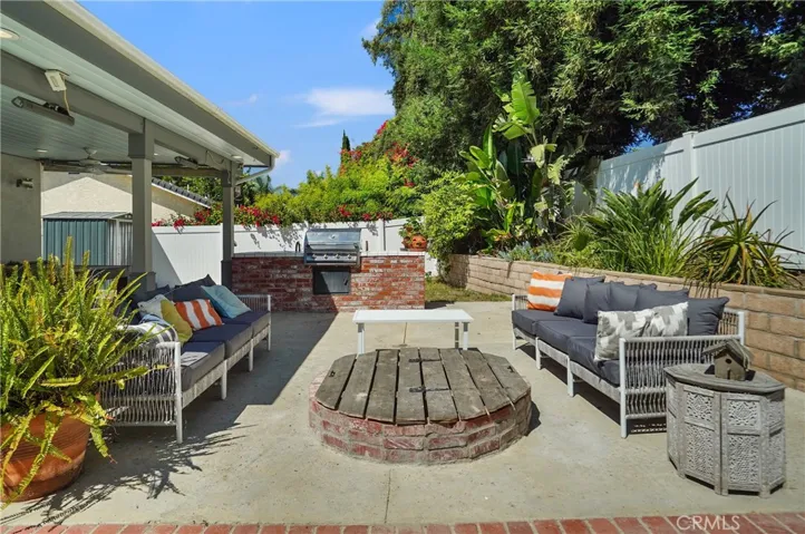 2466 Dillon Court, Thousand Oaks, California 91360