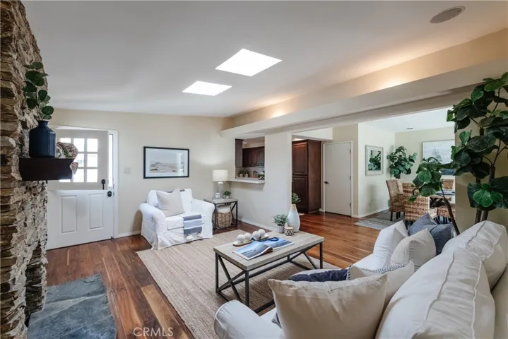 458 28th Street, Hermosa Beach, California 90254