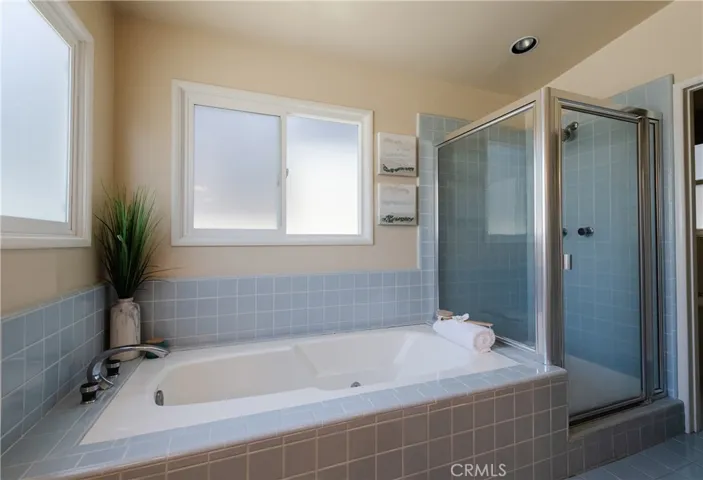 458 28th Street, Hermosa Beach, California 90254