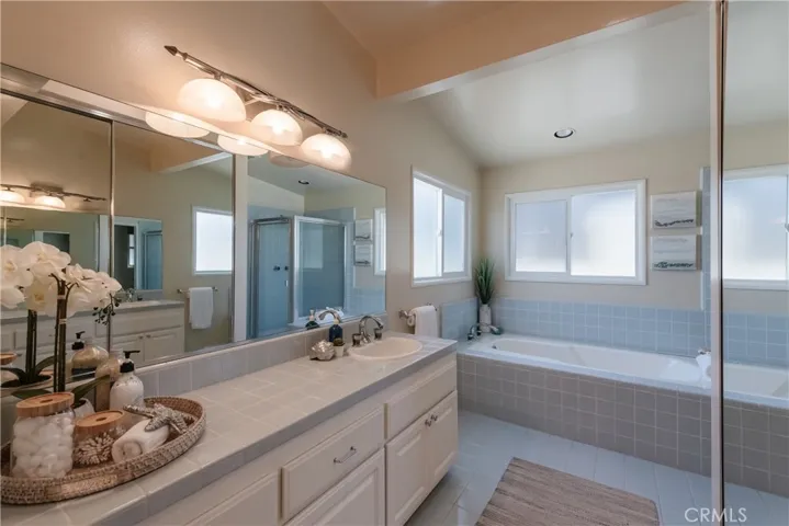458 28th Street, Hermosa Beach, California 90254