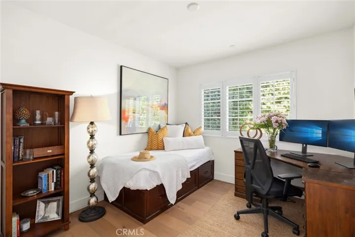 201 16th Place, Costa Mesa, California 92627