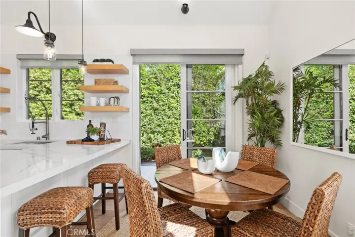201 16th Place, Costa Mesa, California 92627
