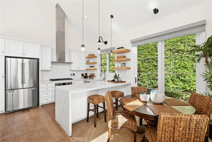 201 16th Place, Costa Mesa, California 92627