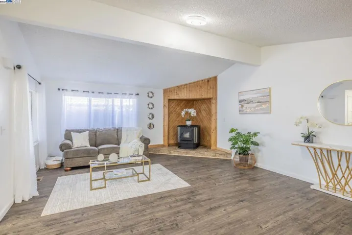 3741 Porter Cir, Bethel Island, California 94511
