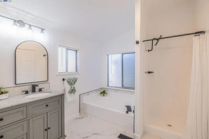 3741 Porter Cir, Bethel Island, California 94511