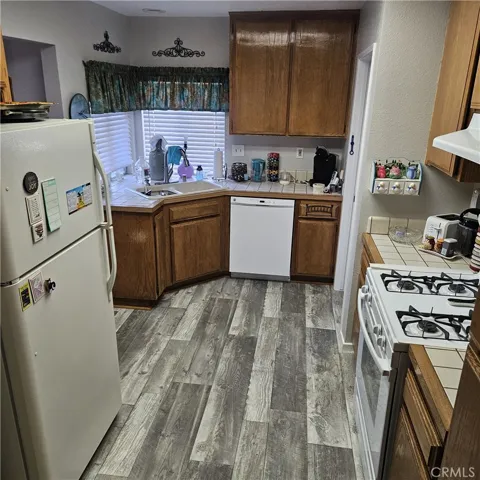 12985 Autumnwood Drive, Victorville, California 92395