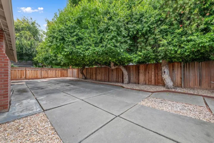 607 Wellsbury Way, Palo Alto, California 94306