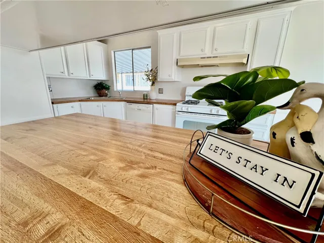 38066 Via Del Largo, Murrieta, California 92563
