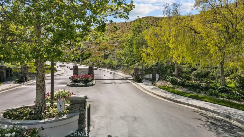 16311 Mountain Lane, Canyon Country, California 91387