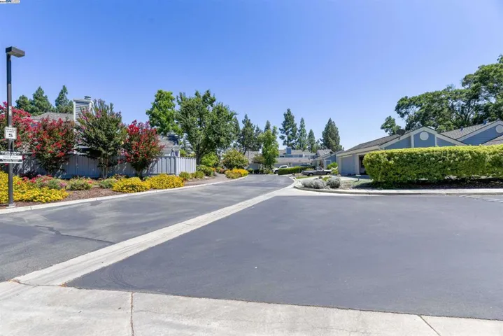 Entry to neighborhood