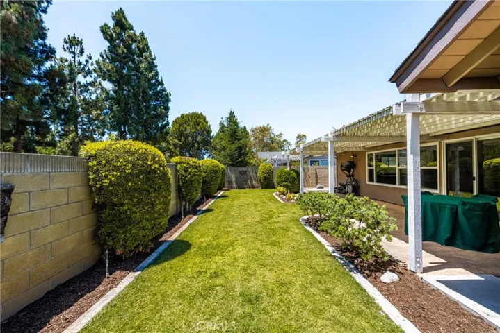 17842 Lucero Way, Tustin, California 92780
