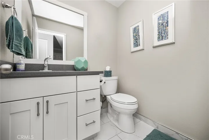 Hallway half bath