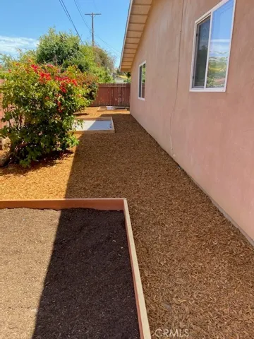 2216 Anaheim Avenue, Costa Mesa, California 92627