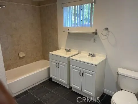 2216 Anaheim Avenue, Costa Mesa, California 92627