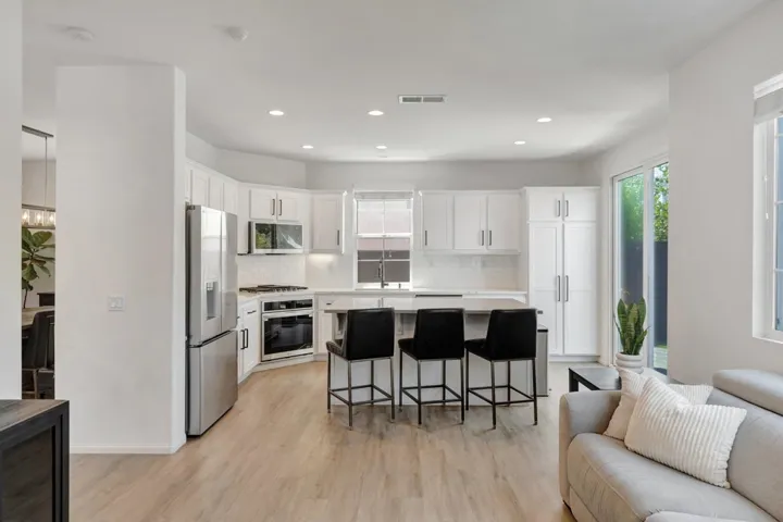 1767 Old Glen St, San Marcos, California 92078