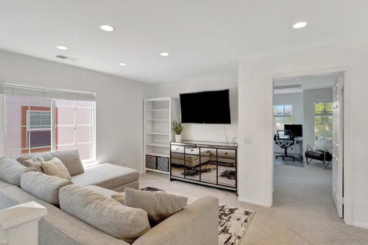 1767 Old Glen St, San Marcos, California 92078