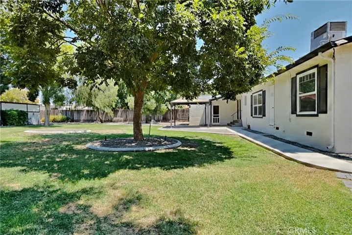 6549 E Woodward Avenue, Manteca, California 95337