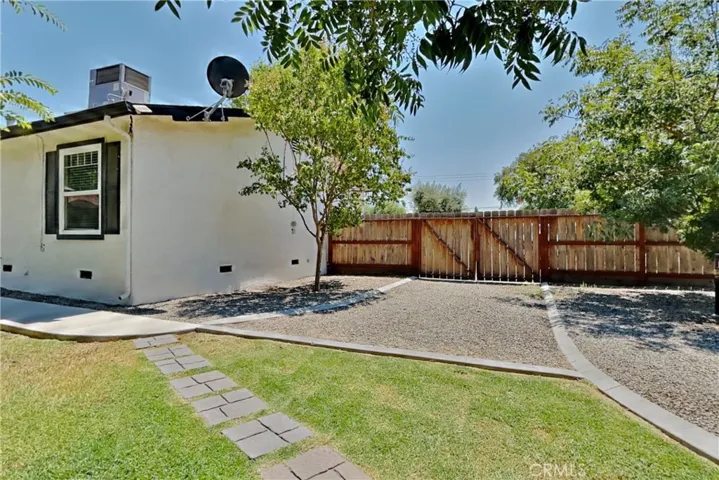 6549 E Woodward Avenue, Manteca, California 95337
