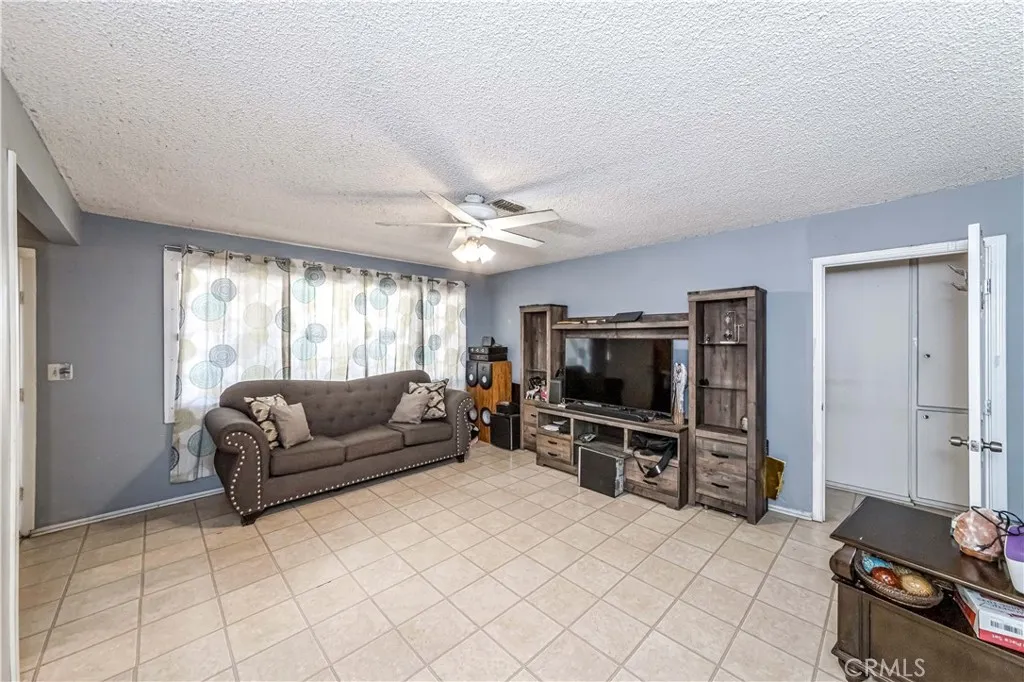 3840 Durfee Avenue, El Monte, California 91732 home-pic-3