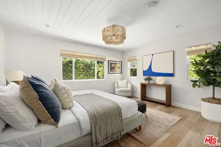 19722 Rumford Lane, Huntington Beach, California 92646