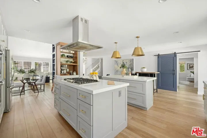 19722 Rumford Lane, Huntington Beach, California 92646