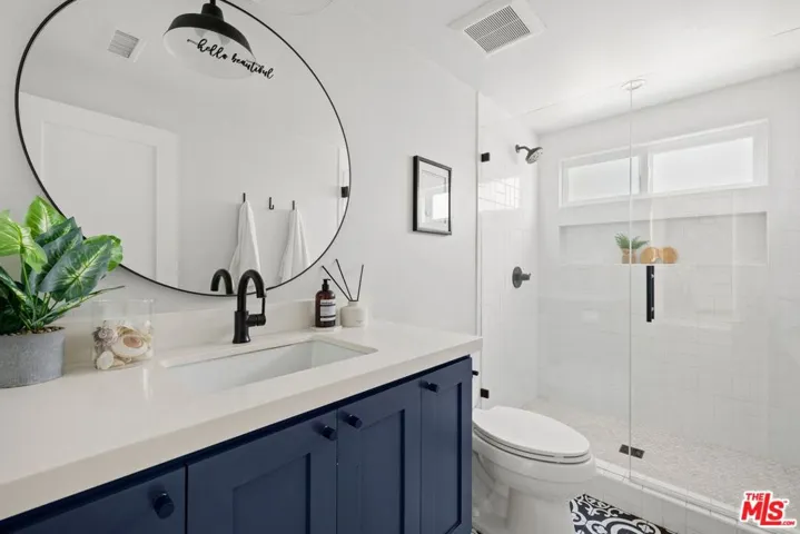 19722 Rumford Lane, Huntington Beach, California 92646