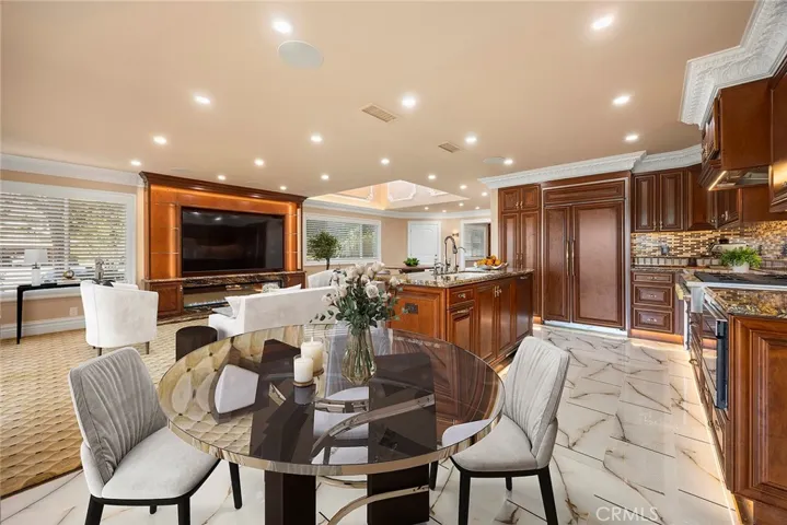 7351 E Singingwood Drive, Anaheim Hills, California 92808