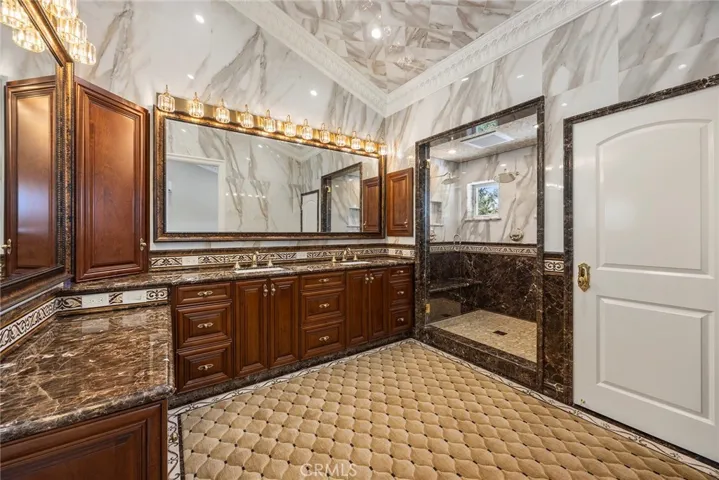 7351 E Singingwood Drive, Anaheim Hills, California 92808