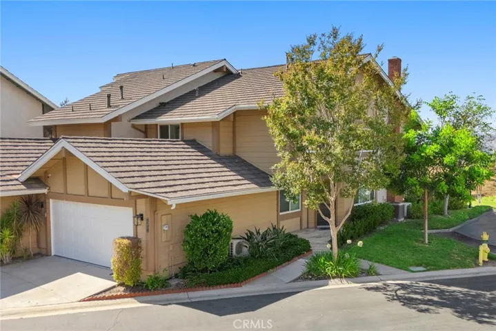 7351 E Singingwood Drive, Anaheim Hills, California 92808