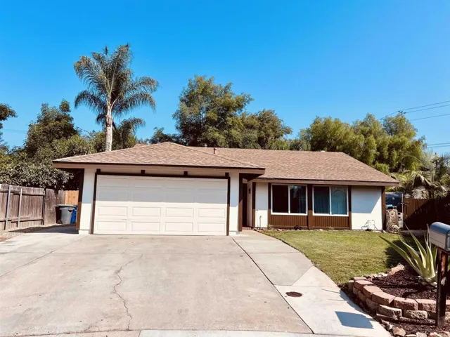 2322 Mark Place, Escondido, California 92027