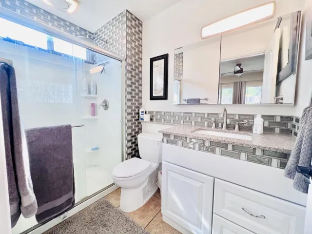 2322 Mark Place, Escondido, California 92027