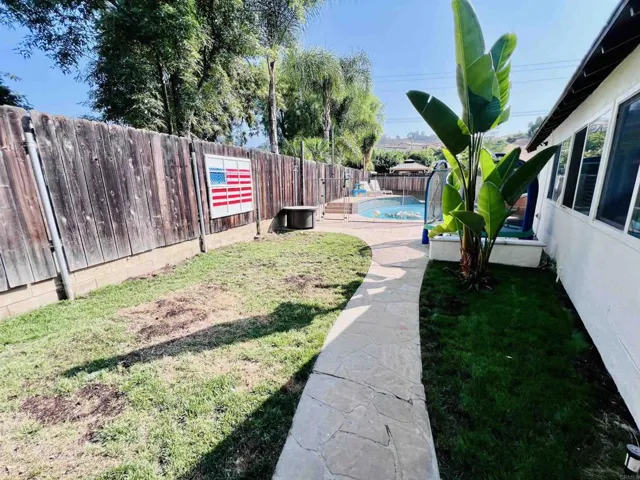 2322 Mark Place, Escondido, California 92027