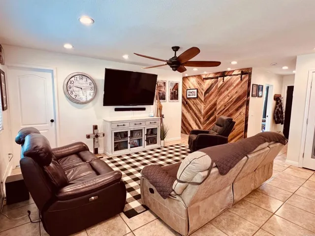 2322 Mark Place, Escondido, California 92027
