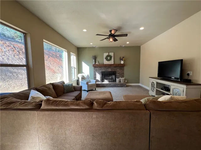 6612 Spencers Mill Lane, Midpines, California 95345
