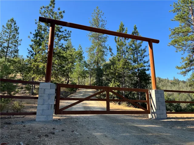 6612 Spencers Mill Lane, Midpines, California 95345