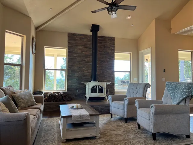 6612 Spencers Mill Lane, Midpines, California 95345