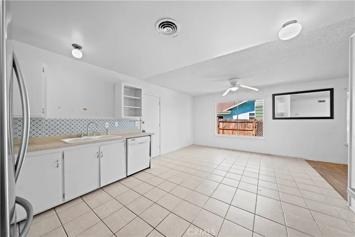 1045 W Citron Street, Corona, California 92882