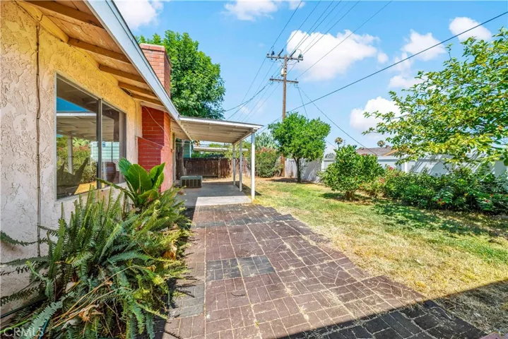 1045 W Citron Street, Corona, California 92882