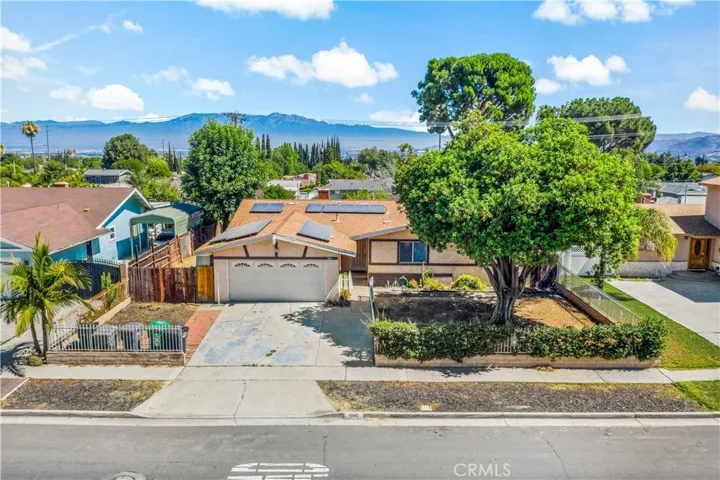 1045 W Citron Street, Corona, California 92882