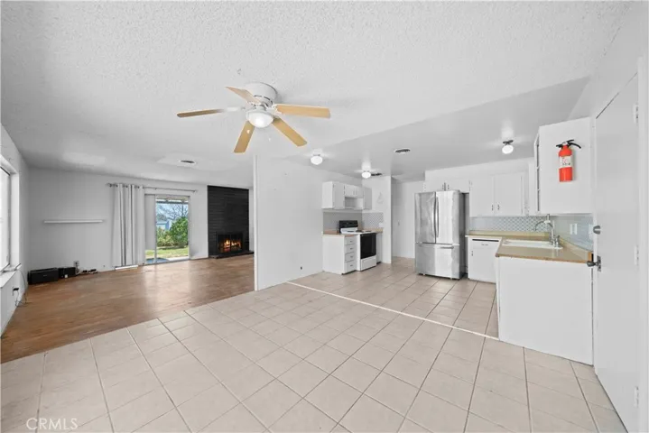 1045 W Citron Street, Corona, California 92882