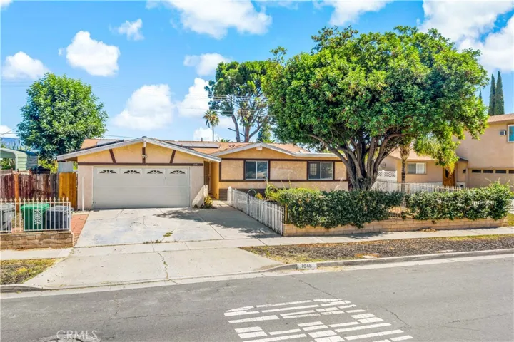 1045 W Citron Street, Corona, California 92882