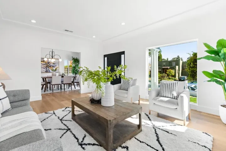 930 Laguna Avenue, Burlingame, California 94010