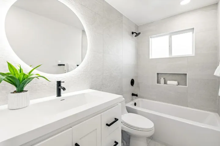 930 Laguna Avenue, Burlingame, California 94010