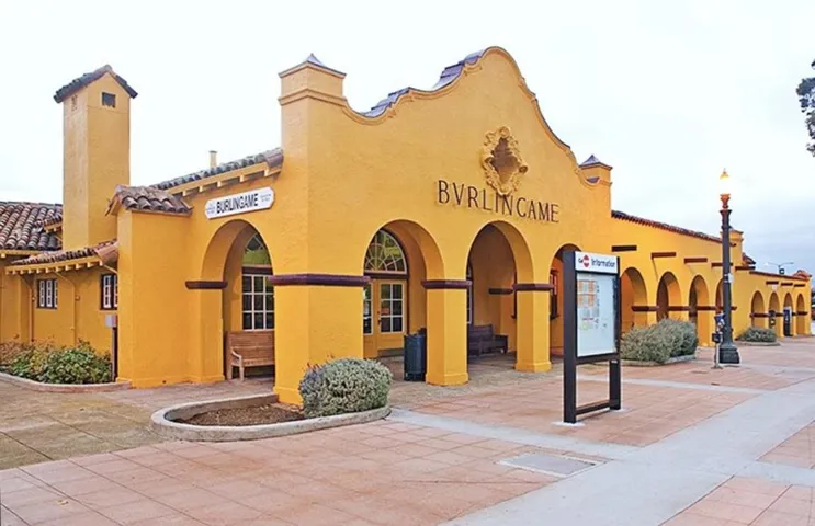 930 Laguna Avenue, Burlingame, California 94010