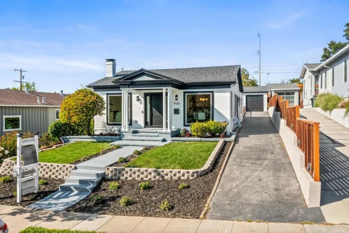 930 Laguna Avenue, Burlingame, California 94010