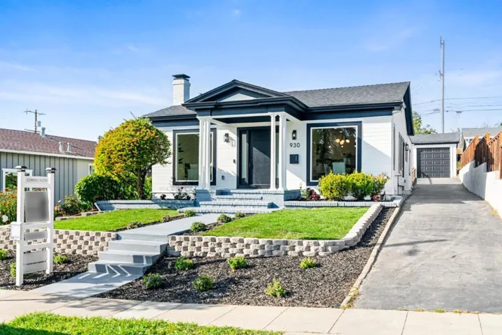 930 Laguna Avenue, Burlingame, California 94010